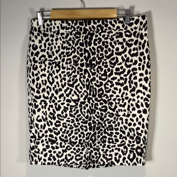 J. Crew Dresses & Skirts - J. Crew Black and White Pencil Mini Skirt Night Out
